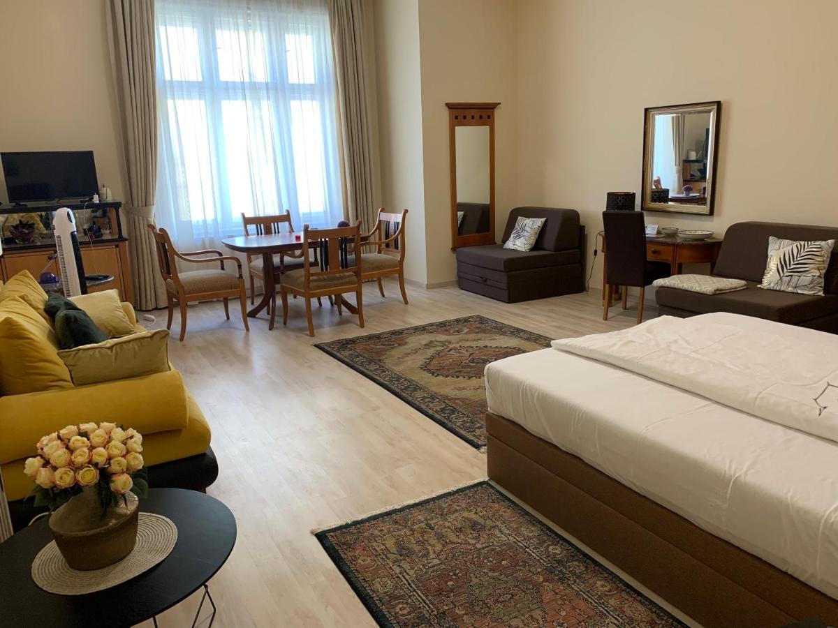Apartamento King-Kongs Luxury Cave Budapest Exterior foto