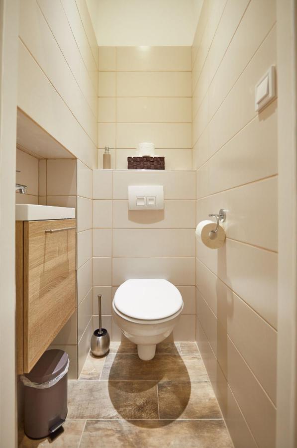 Apartamento King-Kongs Luxury Cave Budapest Exterior foto